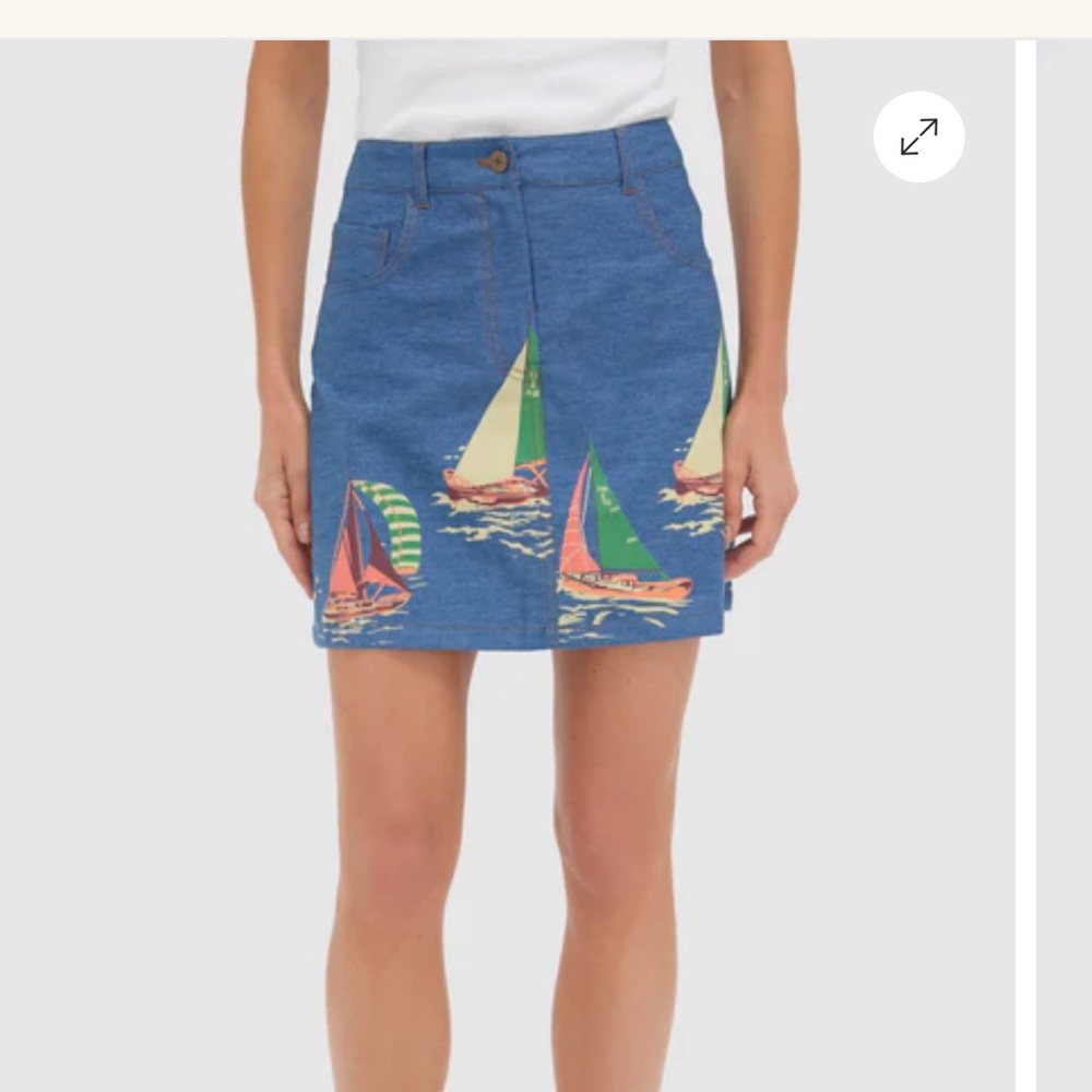 Tuckernuck Blue Mini Skirt with Sailboat Design - Picture 2 of 11